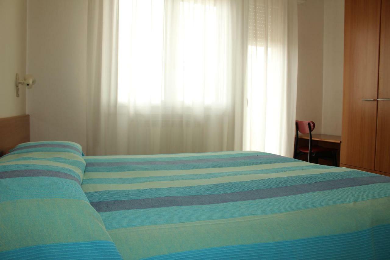 Hotel Caravel Sottomarina Zewnętrze zdjęcie